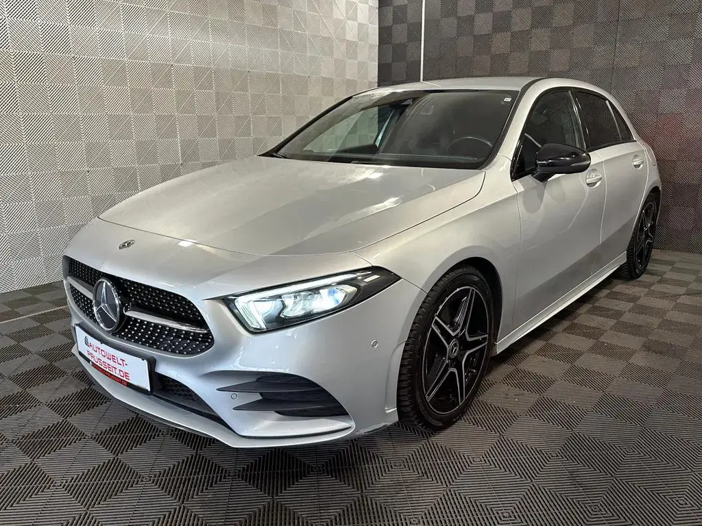 Main__Slider__Photo:Mercedes-Benz A-Class 200*AMG LINE*NIGHT-LED-TEMPO-MBUX-R.KAM-SPUR 03/2019-1