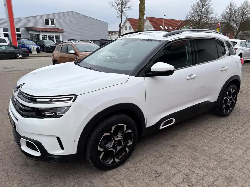 Main__Slider__Photo:Citroën C5 Aircross Feel Pack/AUT/VIRTUAL/NAVI/SHZ/APPLE 06/2021-1