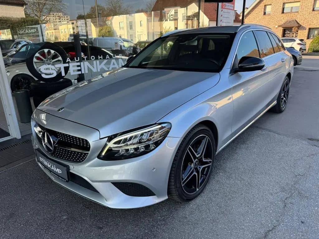 Main__Slider__Photo:Mercedes-Benz C-Class 180 T CGI W205 * Aut. * LED * AMG 18' * Kamera 06/2019-0