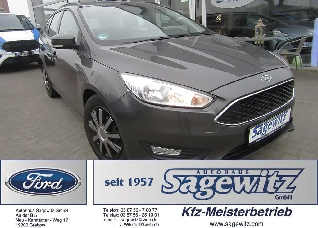 Main__Slider__Photo:Ford Focus Business Turnier !! Zahnriemen neu !! 07/2018-0