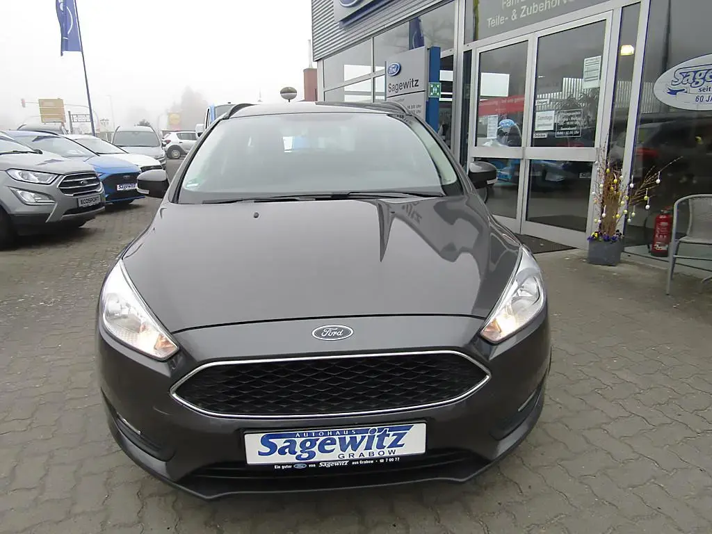 Main__Slider__Photo:Ford Focus Business Turnier !! Zahnriemen neu !! 07/2018-1