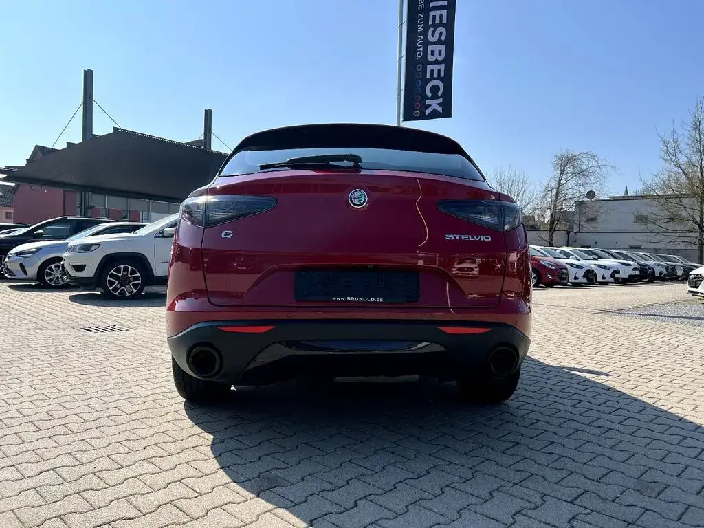 Main__Slider__Photo:Alfa Romeo Stelvio Q4 2.2 Sprint *LED Navi Leder Kamera AHK 11/2023-1