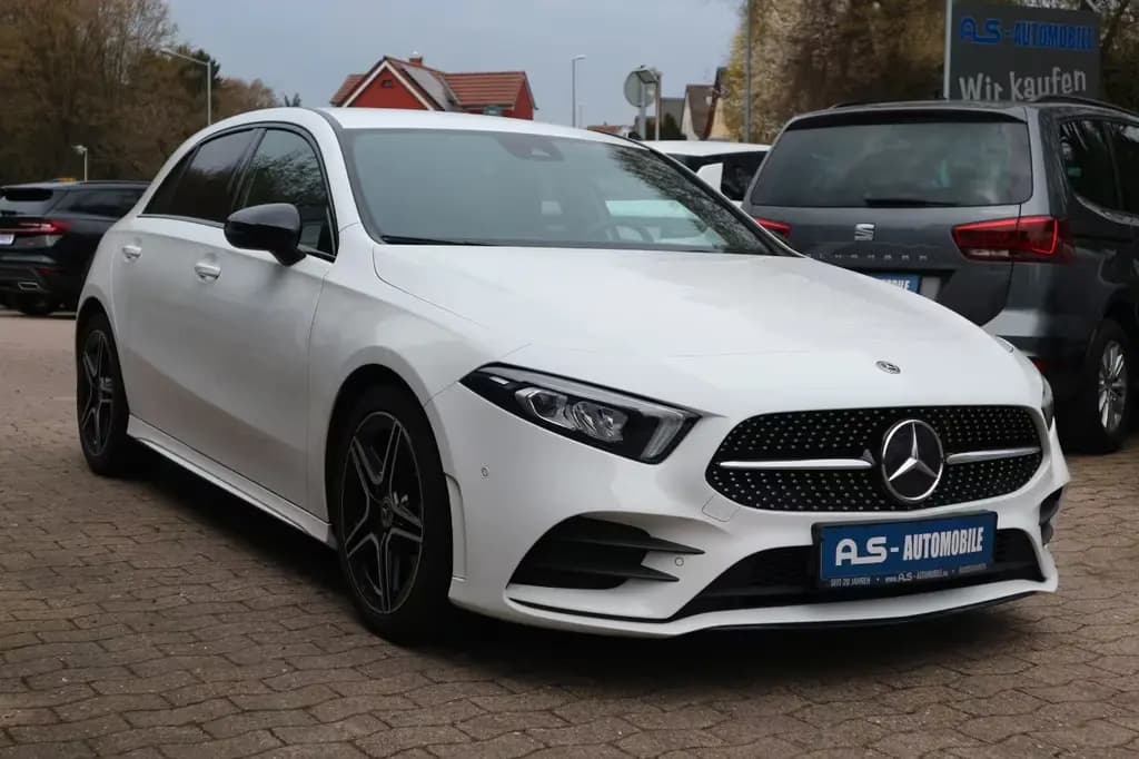 Main__Slider__Photo:Mercedes-Benz A-Class 250 AMG-Line *2.HD/DCT/RFK/PDC/LED/TEMP/KLIMA* 09/2019-0