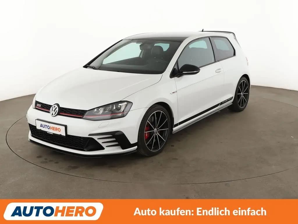 Main__Slider__Photo:Volkswagen Golf 04/2016-0