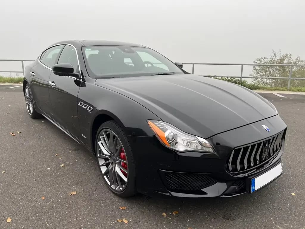 Main__Slider__Photo:Maserati Quattroporte 3.0 V6 GranSport S Q4 Automatik... 03/2018-0