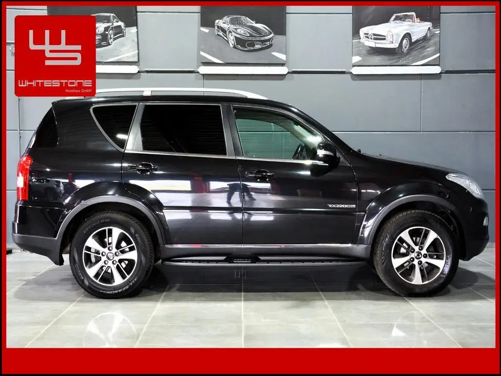 Main__Slider__Photo:Ssangyong REXTON W Sapphire 4WD Aut 7 Sitze Leder AHK 3.5t 10/2016-1