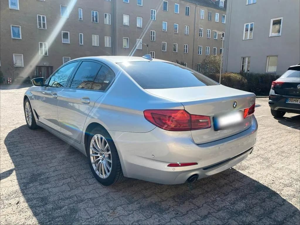 Main__Slider__Photo:BMW 5 Series 520d Sport Line Dig. Tacho, Headup, Keyless 10/2019-0