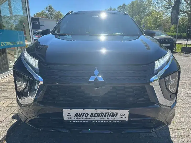 Main__Slider__Photo:Mitsubishi Eclipse Cross PHEV TOP 2.4 *Leder*Schiebedach* 07/2021-1