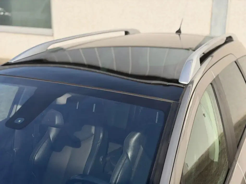 Main__Slider__Photo:Peugeot 308 SW Allure Aut. -6.Sitzer-Pano-Navi-Shz-Pdc- 03/2012-1