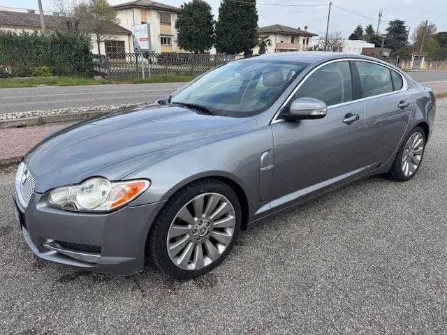 Main__Slider__Photo:Jaguar XF 2.7D V6 Premium Luxury 03/2009-0
