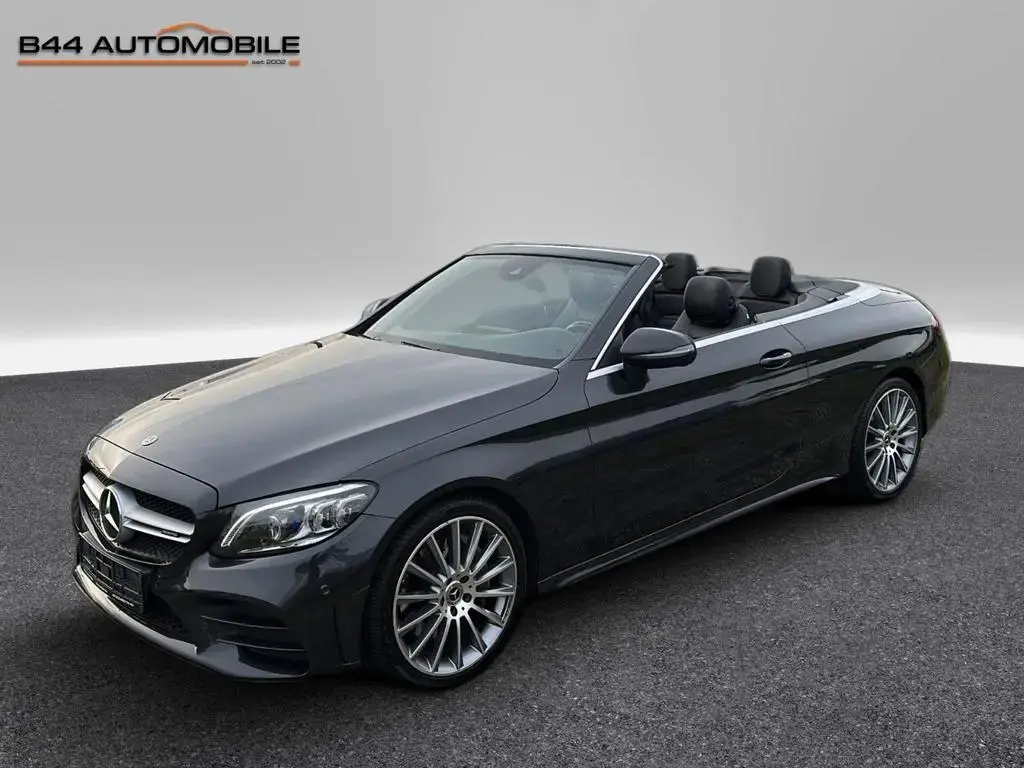 Main__Slider__Photo:Mercedes-Benz Cabrio*AMG*Burmester*DigitalCockpit*Multibeam* 08/2018-1