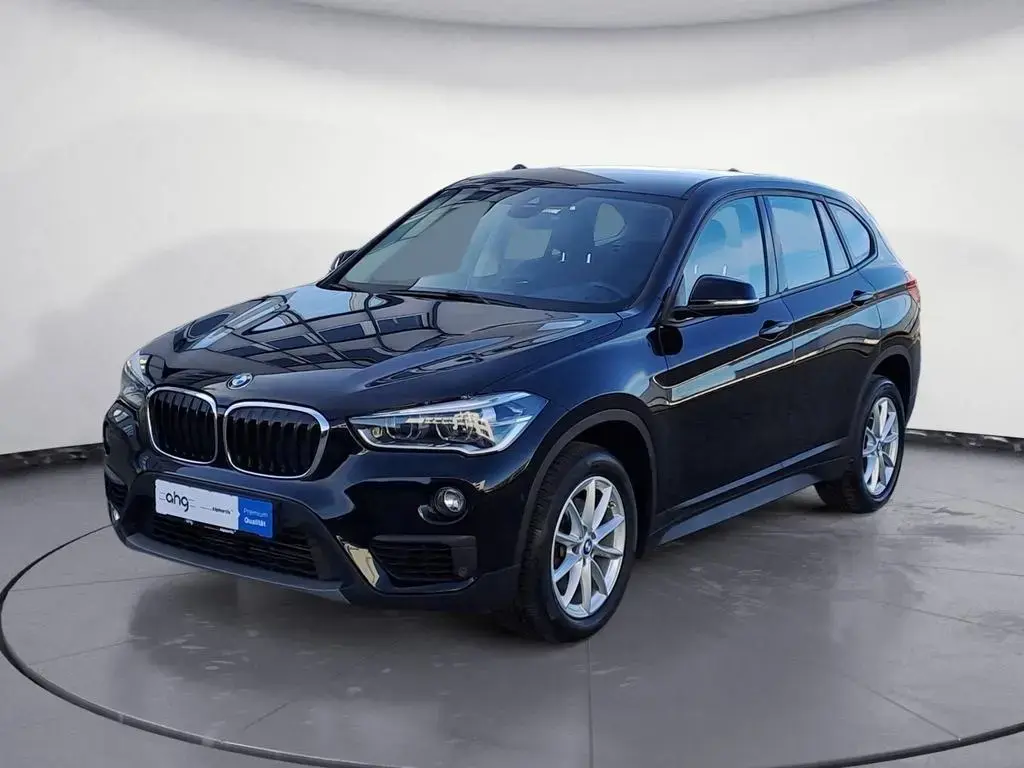 Main__Slider__Photo:BMW X1 sDrive18iA Advantage Navi LED Sitzheizung PDC 02/2018-1
