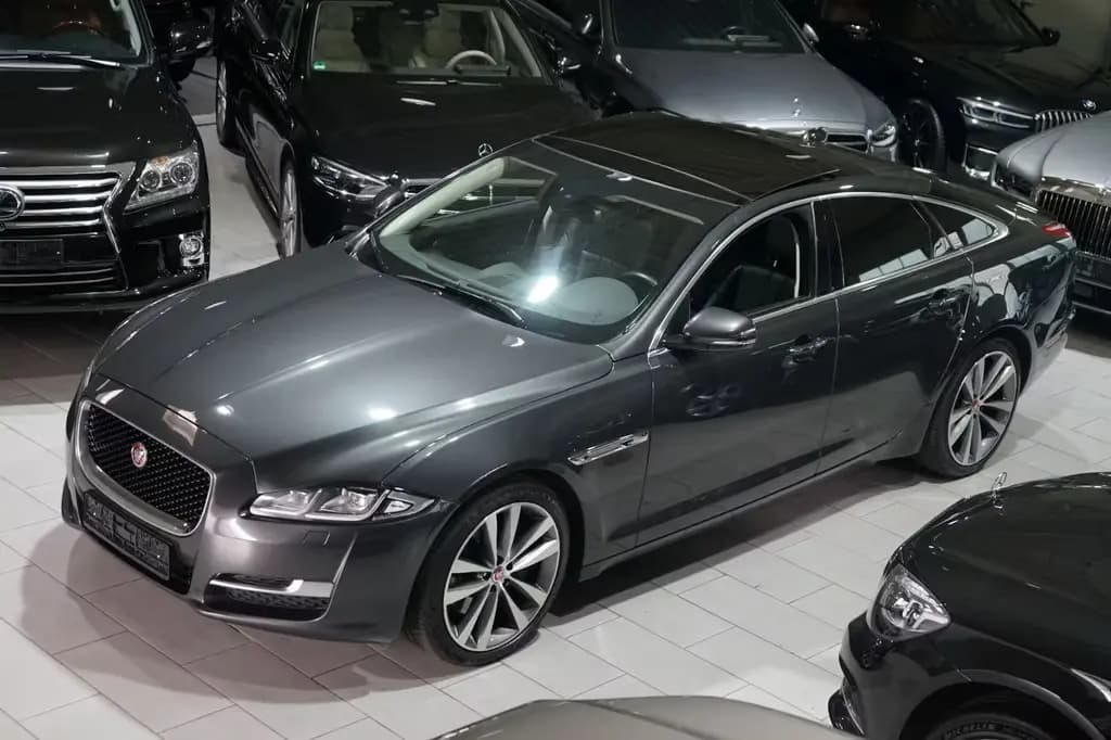 Main__Slider__Photo:Jaguar XJ D300 LUXURY*PANORAMA* 05/2019-0