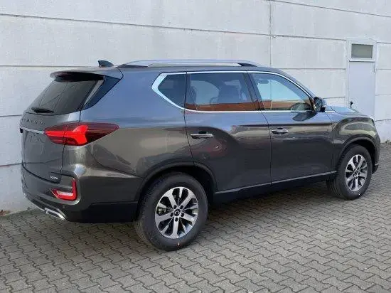 Main__Slider__Photo:KGM Rexton 2,2 E-XDI 4WD 8AT Lux 7-Sitzer 3.5t AHL G null-1