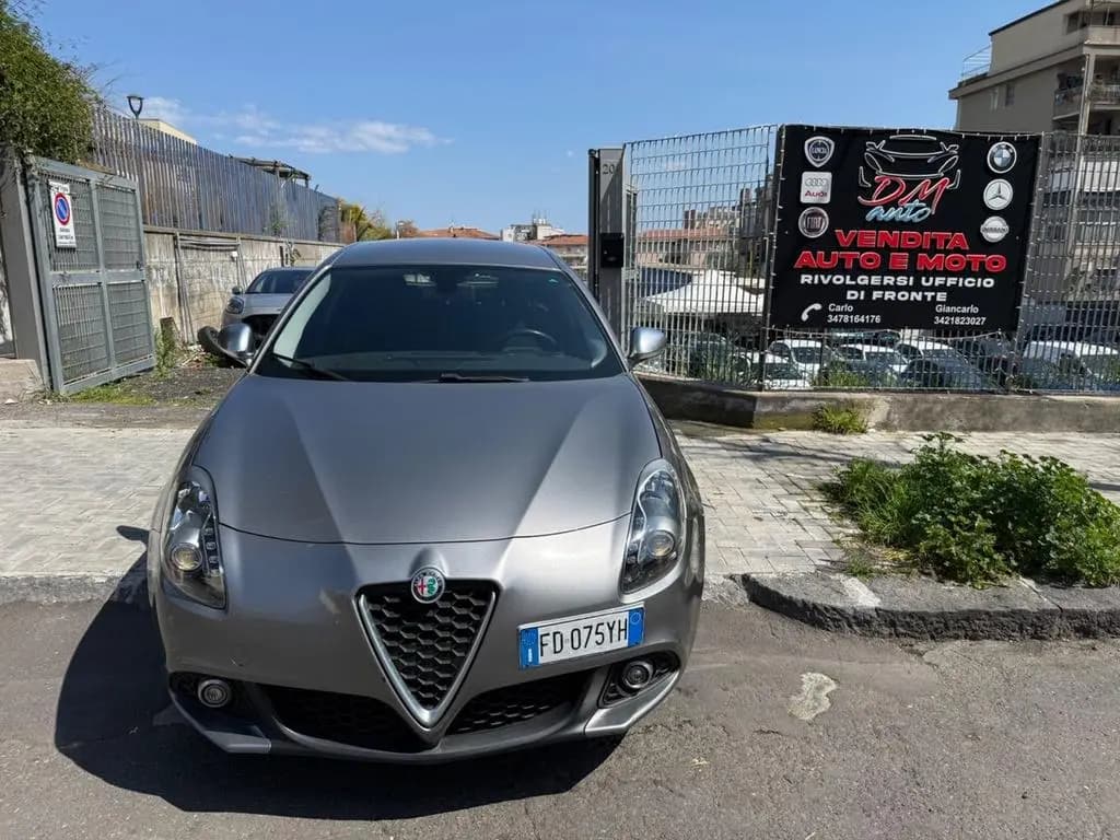 Main__Slider__Photo:Alfa Romeo Giulietta 1.6 JTDm 120 CV 07/2016-0