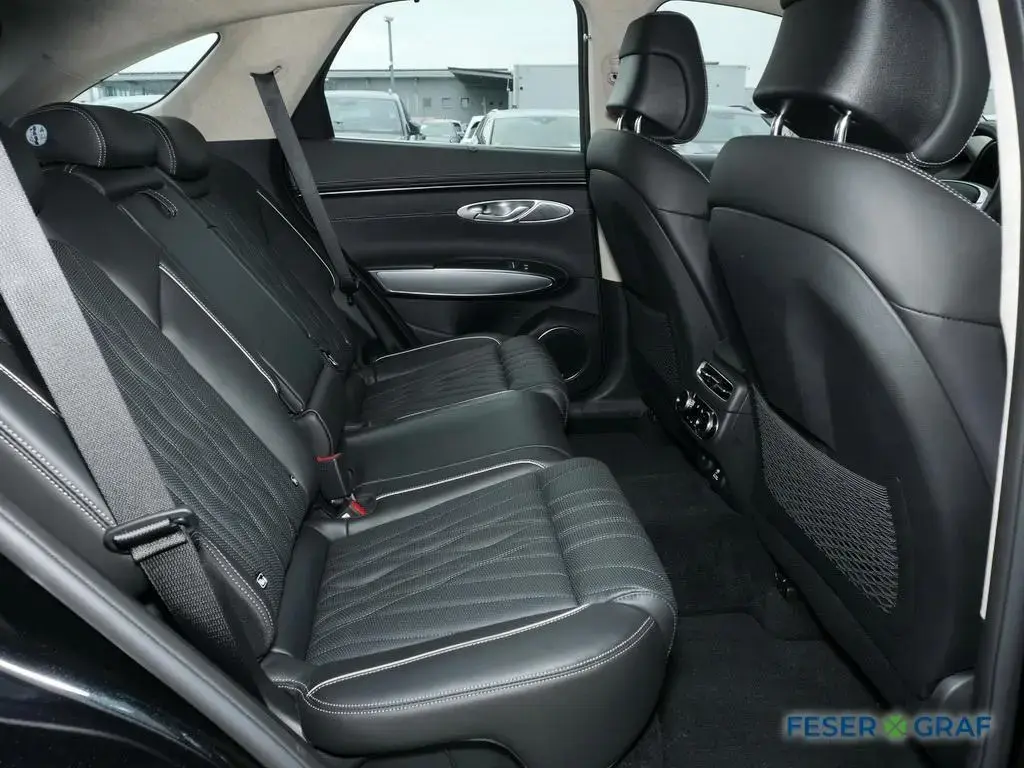 Main__Slider__Photo:Genesis GV70 LUXURY NAPPA LEXICON NAVI SHZ LHZ CARPLAY 11/2024-1