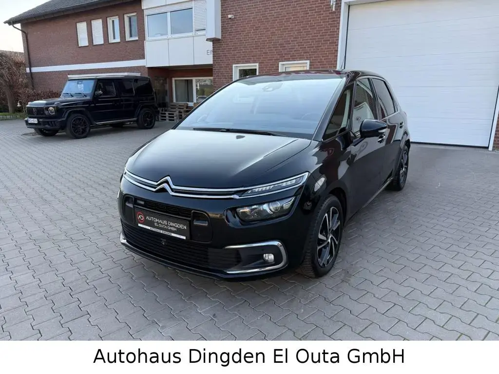 Main__Slider__Photo:Citroën C4 Picasso 1.2 e-THP Shine 03/2017-1