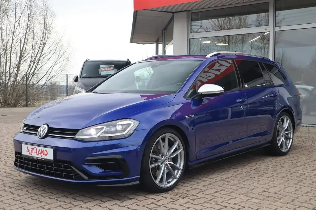 Main__Slider__Photo:Volkswagen Golf VII Variant R 2.0 TSI Dynaudio Kamera ACC 03/2019-1