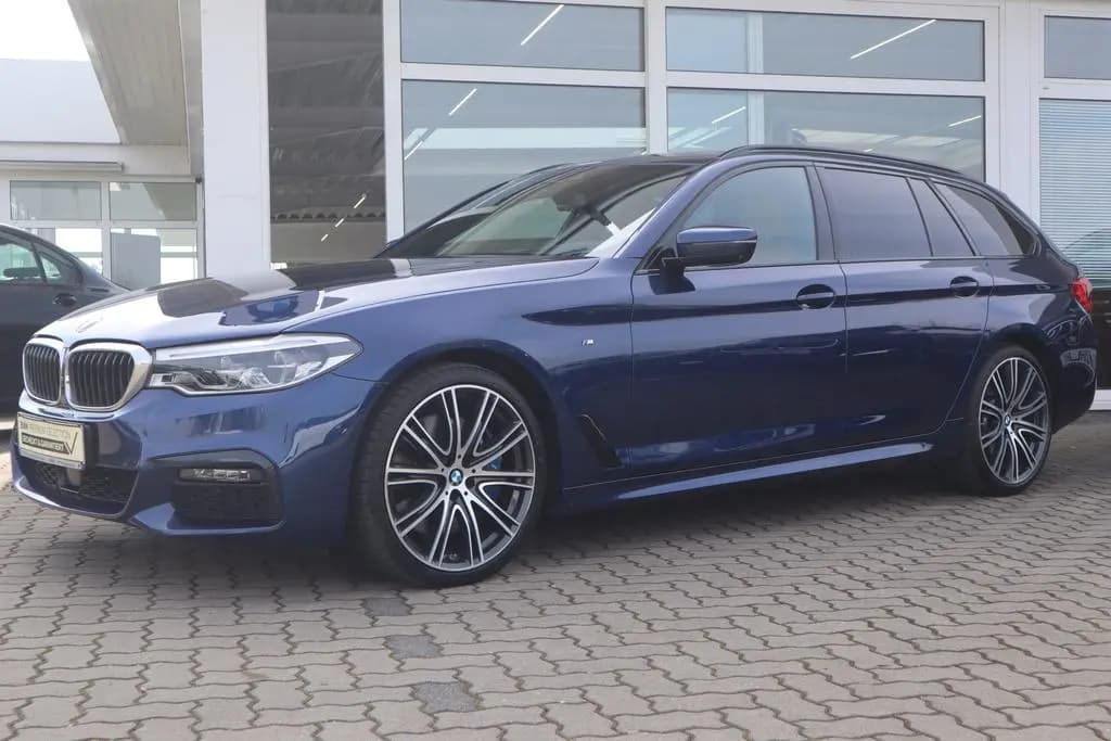Main__Slider__Photo:BMW 5 Series 540d xDrive Touring M Sport/HK/CD/Memory/HeadUp 02/2020-0