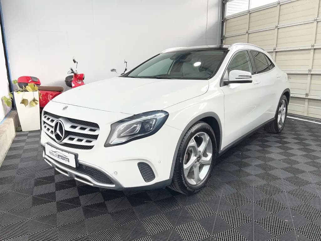 Main__Slider__Photo:Mercedes-Benz GLA-Class 180 Urban *Autom *LED-SW *Pano *DAB 07/2019-0