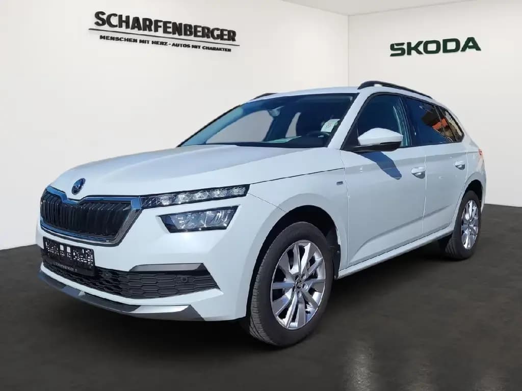 Main__Slider__Photo:Skoda Kamiq Tour DSG * AHK, RKF, NAVI* 03/2023-0