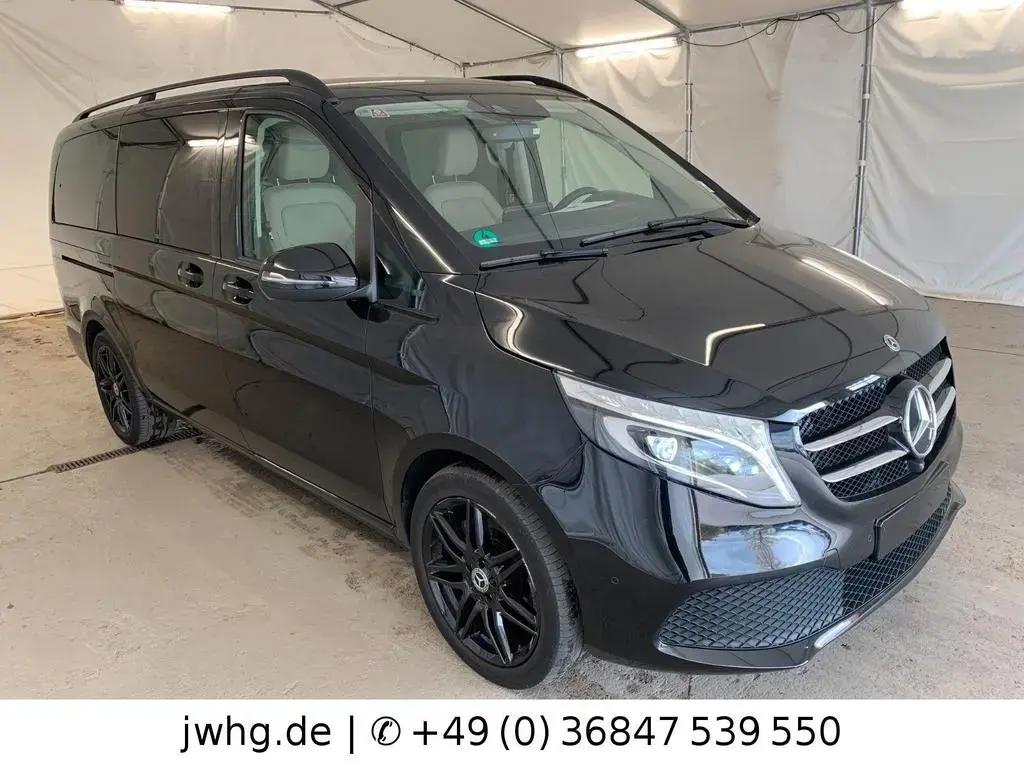 Main__Slider__Photo:Mercedes-Benz V-Class 300 d 4M AVANTGARDE Lang|7S|Distr.+|Pano|Night 10/2021-1