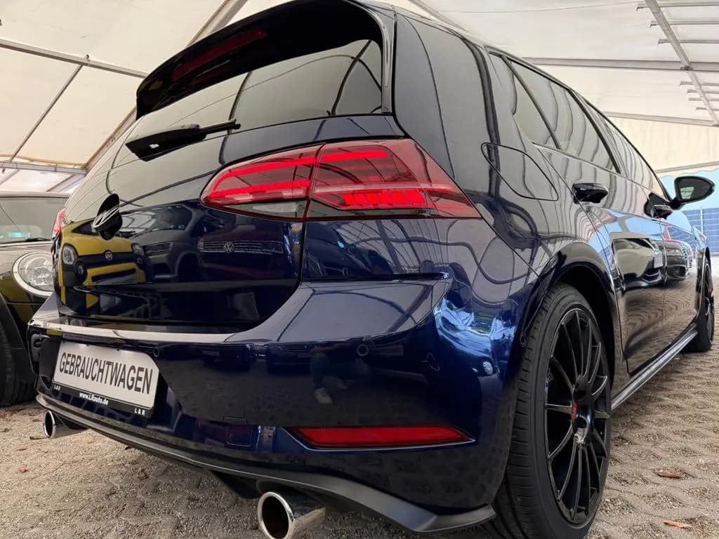 Main__Slider__Photo:Volkswagen Golf 2.0 TSI GTI Performance Led Navi Kamera ACC 09/2017-0