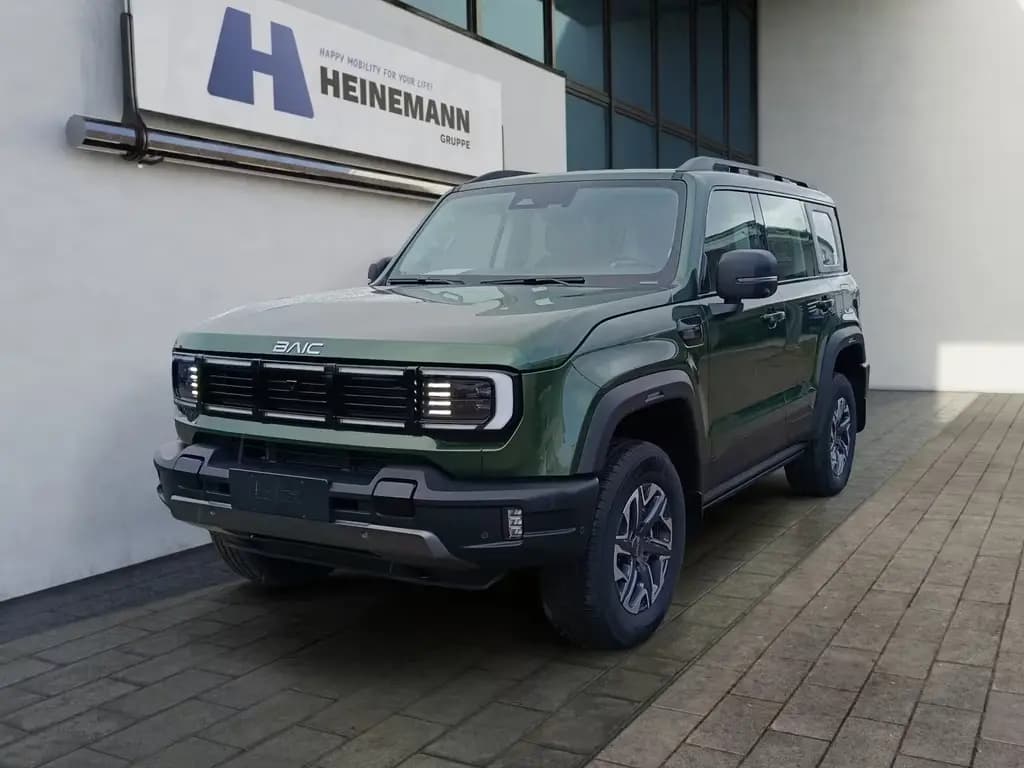 Main__Slider__Photo:BAIC BJ40 Pro 2,0T Benzin Automatik 4WD 172kW null-0