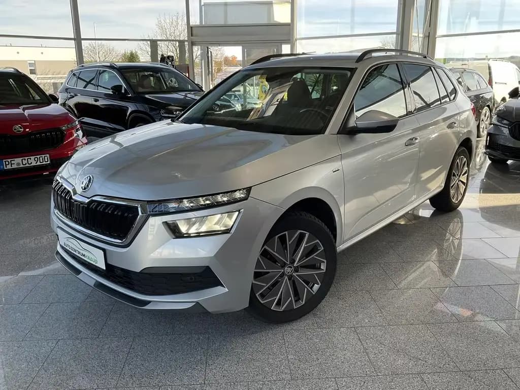 Main__Slider__Photo:Skoda Kamiq 1.5TSI Clever R-Kam LED Winter-Paket GRA+ 04/2021-0