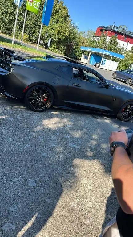 Main__Slider__Photo:Chevrolet Camaro 6.2 V8 MT 50th Anniversary Edition 50... 06/2017-0