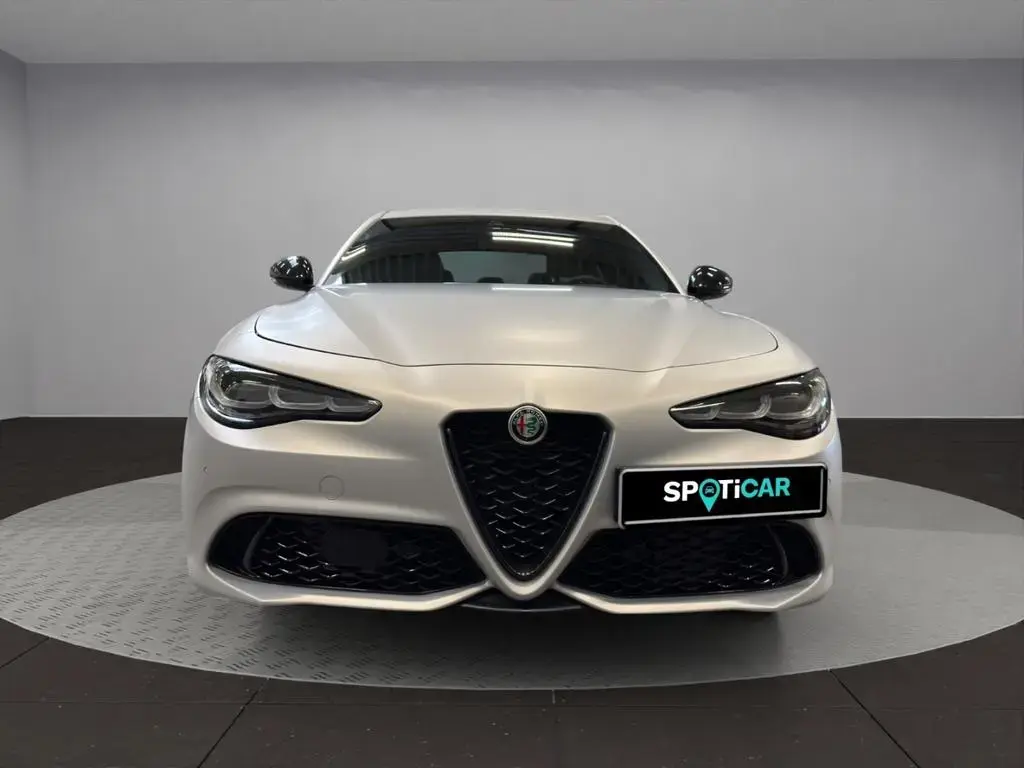 Main__Slider__Photo:Alfa Romeo Giulia Competizione Q4/Kamera/Totwinkel/Spur 10/2023-1