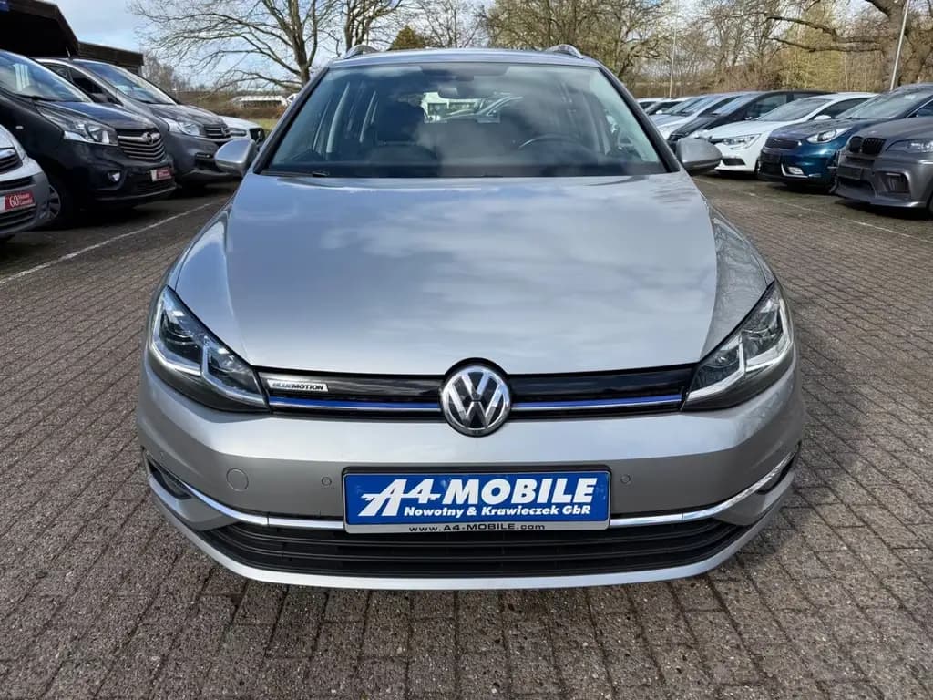 Main__Slider__Photo:Volkswagen Golf VII Variant 1.5 TSI ACC SHZ LED 04/2019-0