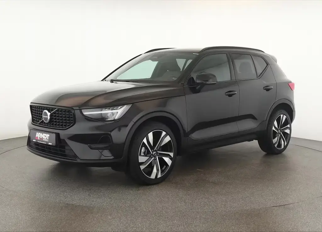 Main__Slider__Photo:Volvo XC40 B4 Plus Dark LED Digi Navi HaKa ACC Kam 20" 06/2023-1