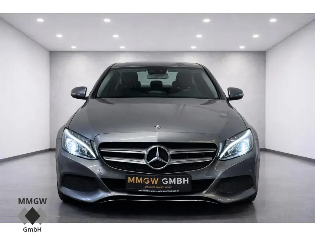 Main__Slider__Photo:Mercedes-Benz C-Class 180 Avantgarde CGI AHK/Navi/LED/Mehrzonenklima 07/2018-1