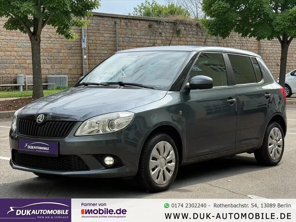Main__Slider__Photo:Skoda Fabia Best of Automatik *1.Hand* 01/2015-0