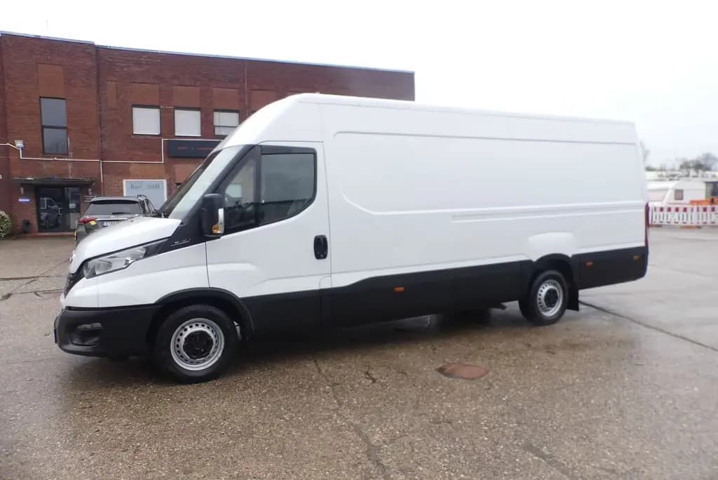 Main__Slider__Photo:Iveco Daily 2.3 Maxi L5H2*Klima*Kam*DAB*PDC*1.Hand* 10/2022-0