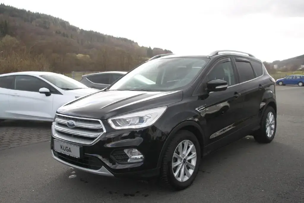 Main__Slider__Photo:Ford Kuga Titanium+SHZ+LMF+RFK+NAVI+KLIMA+ 11/2019-1
