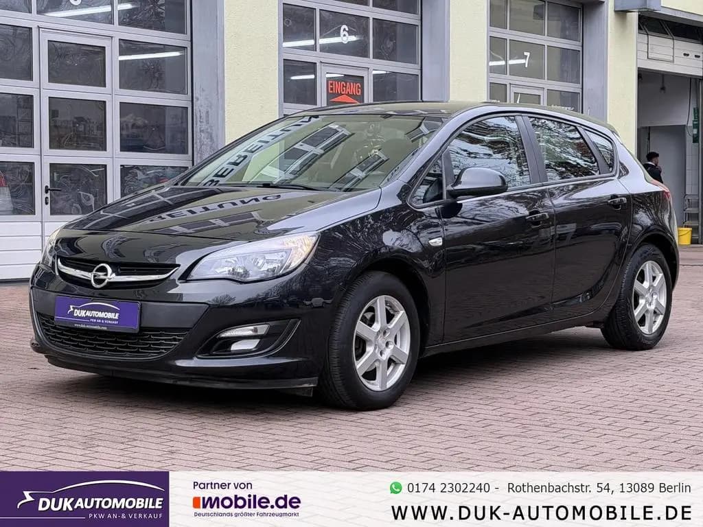 Main__Slider__Photo:Opel Astra J 5-trg. Selection *Tüv Neu* 06/2015-0