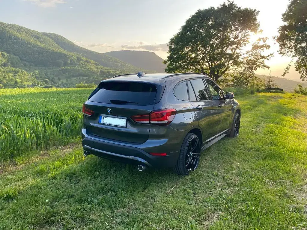 Main__Slider__Photo:BMW X1 xDrive20d Advantage Steptronic Advantage 12/2020-1
