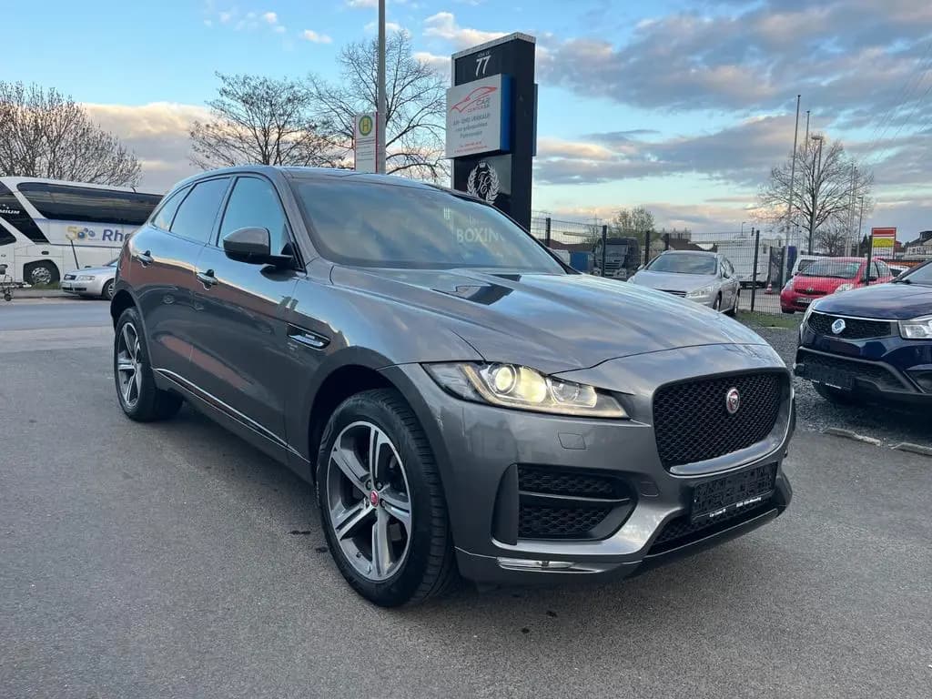 Main__Slider__Photo:Jaguar F-Pace R-Sport AWD/Leder/Pano/Cam/Navi/Ahk/Xenon 05/2018-0