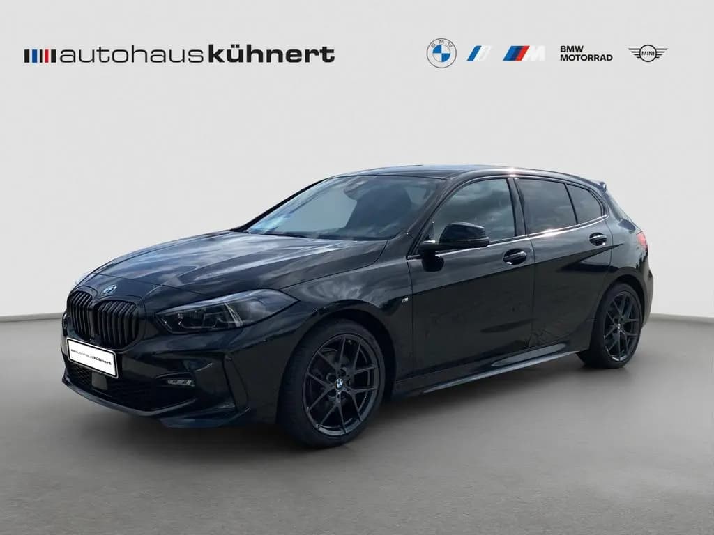Main__Slider__Photo:BMW 1 Series 118d Aut. ///M-Sport Shadow LED SpurAss HiFi Dri 10/2022-0