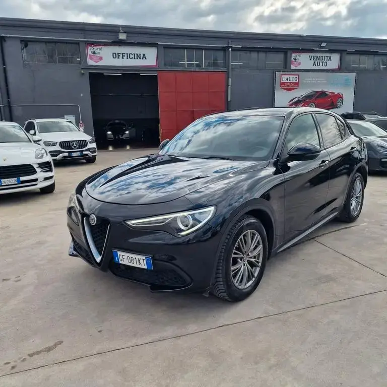Main__Slider__Photo:Alfa Romeo Stelvio 2.2 Turbodiesel 160 CV N1 AUT 06/2021-1