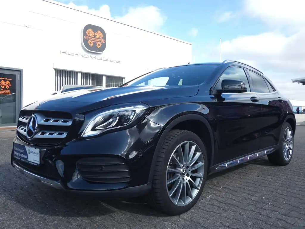 Main__Slider__Photo:Mercedes-Benz GLA-Class 200 Automatik AMG-Line *NAVI*KLIMA*ALU*PDC* 04/2019-0