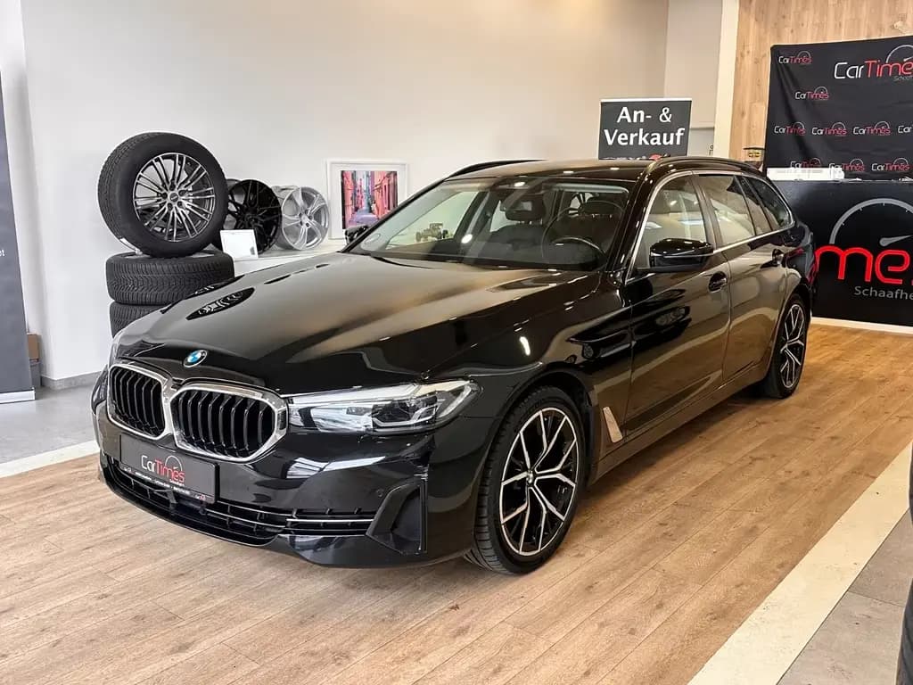 Main__Slider__Photo:BMW 520 5 Touring AHK LEDER 11/2021-0