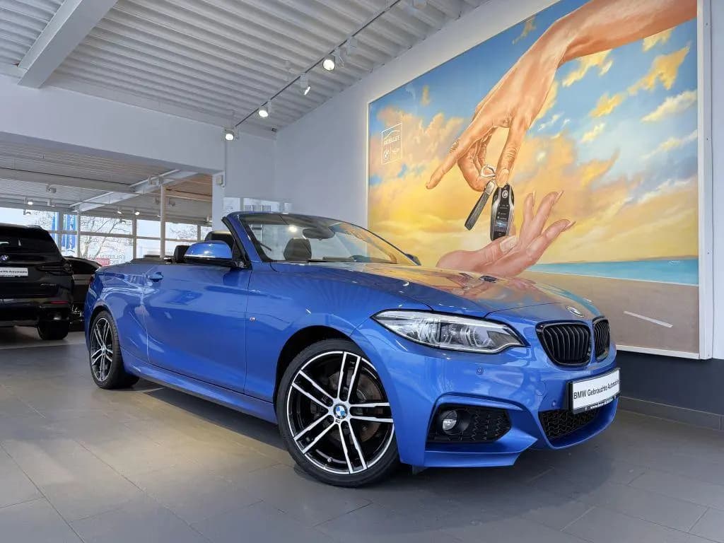 Main__Slider__Photo:BMW 2 Series 220d Cabrio M SPORT KOMF+LEDer+HARM+SPUR+MEMO+AL 04/2021-0