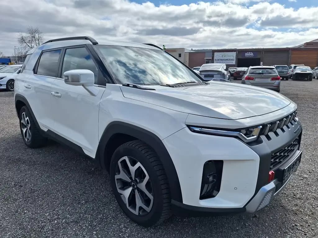 Main__Slider__Photo:Ssangyong Torres 1.5 4x4*AUTOMATIC*! LEDER*NAVI*M+S*TOP! 06/2024-0