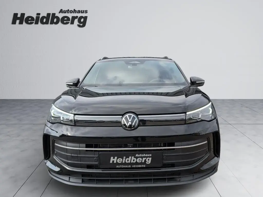 Main__Slider__Photo:Volkswagen Tiguan 1.5 eTSI Goal AHK IQ-Matrix 360K ACC 18" 05/2025-1