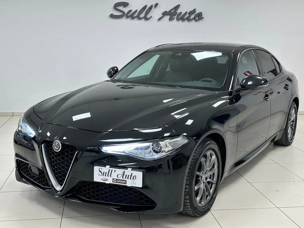 Main__Slider__Photo:Alfa Romeo Giulia 2.2 Turbodiesel 190 CV AT8 201 08/2019-0