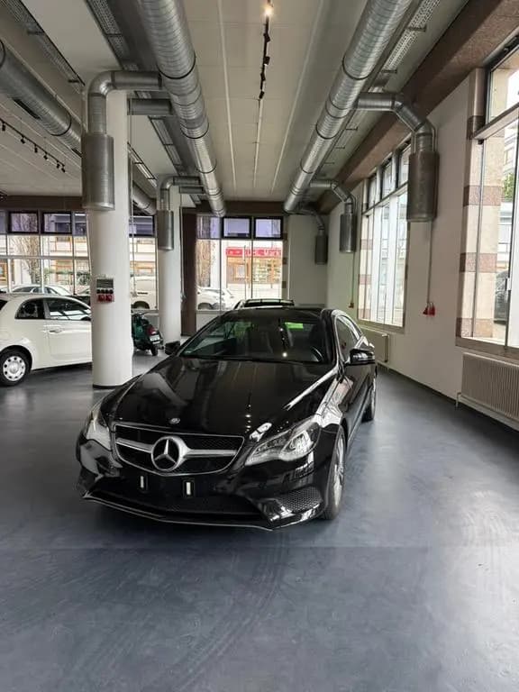 Main__Slider__Photo:Mercedes-Benz Coupe Pano/Stand Hz 11/2014-0