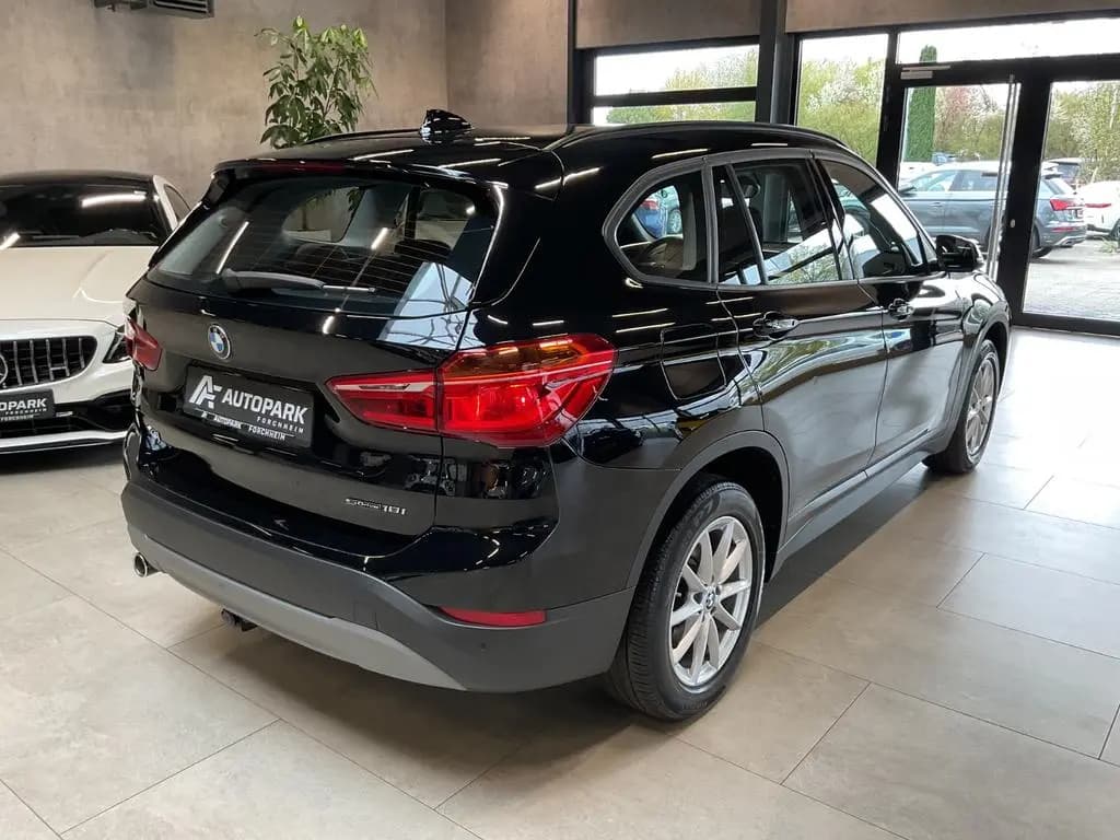 Main__Slider__Photo:BMW X1 sDr. 18i Advantage AHK Navi BT Sitzh. PDC 17" 02/2019-0